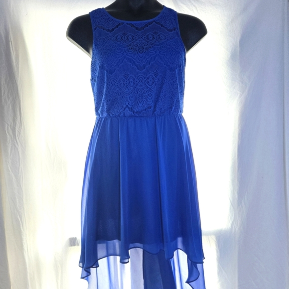 Beautiful  Blue Bisou Bisou Dress EUC - Picture 1 of 10